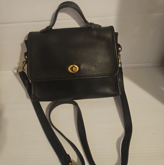 Vintage Coach Court Bag Leather Black/Brass Satchel Crossbody Purse 9870 - Picture 1 of 16